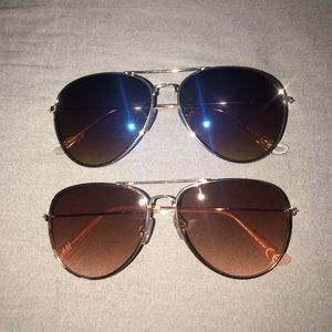 Aviator shades 😎